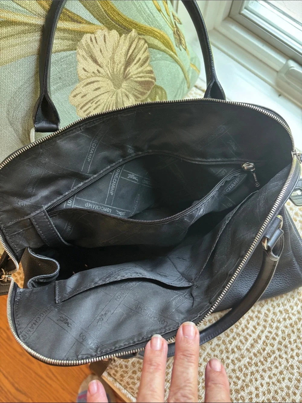 Longchamp Classic Black Pebbled Leather Satchel Handbag Shoulder Bag